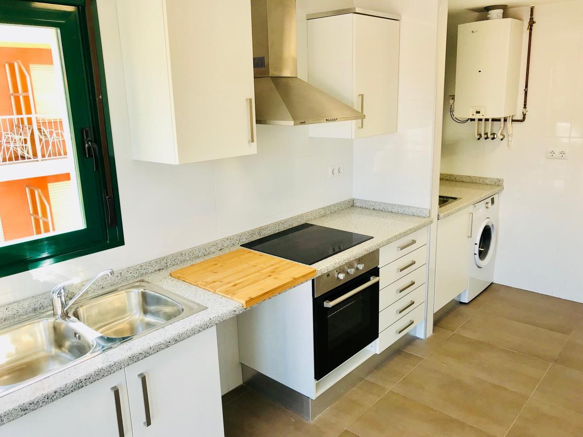 Apartamentos Deluxe Benicasim เบนิสกัสซิม ภายนอก รูปภาพ