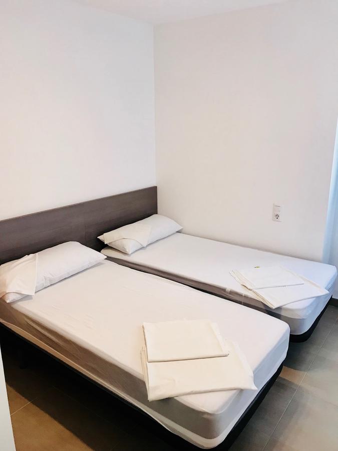 Apartamentos Deluxe Benicasim เบนิสกัสซิม ภายนอก รูปภาพ